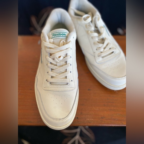 Vintage Retro Reebok - Picture 5 of 5